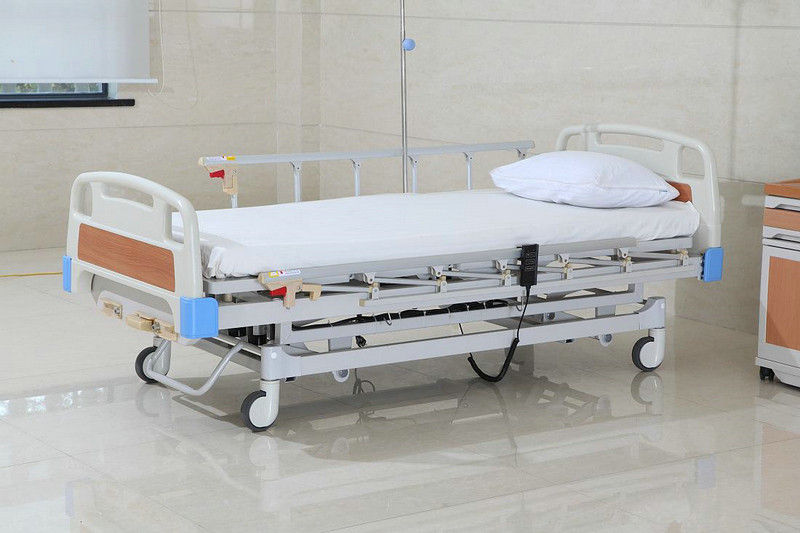 تخت بیمارستانی اتوماتیک چند منظوره برای افراد معلول